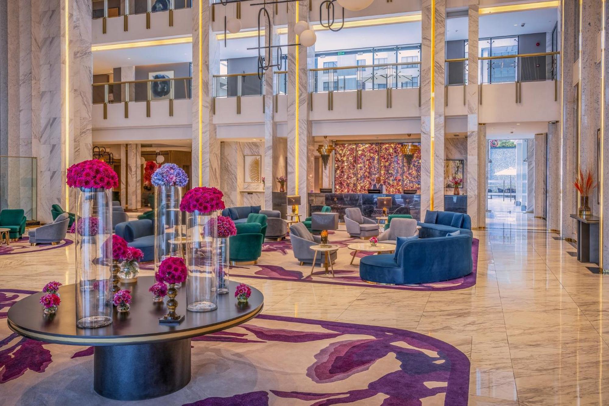 Glee Nairobi, A Preferred Lvx Hotel Gathanga Exteriör bild