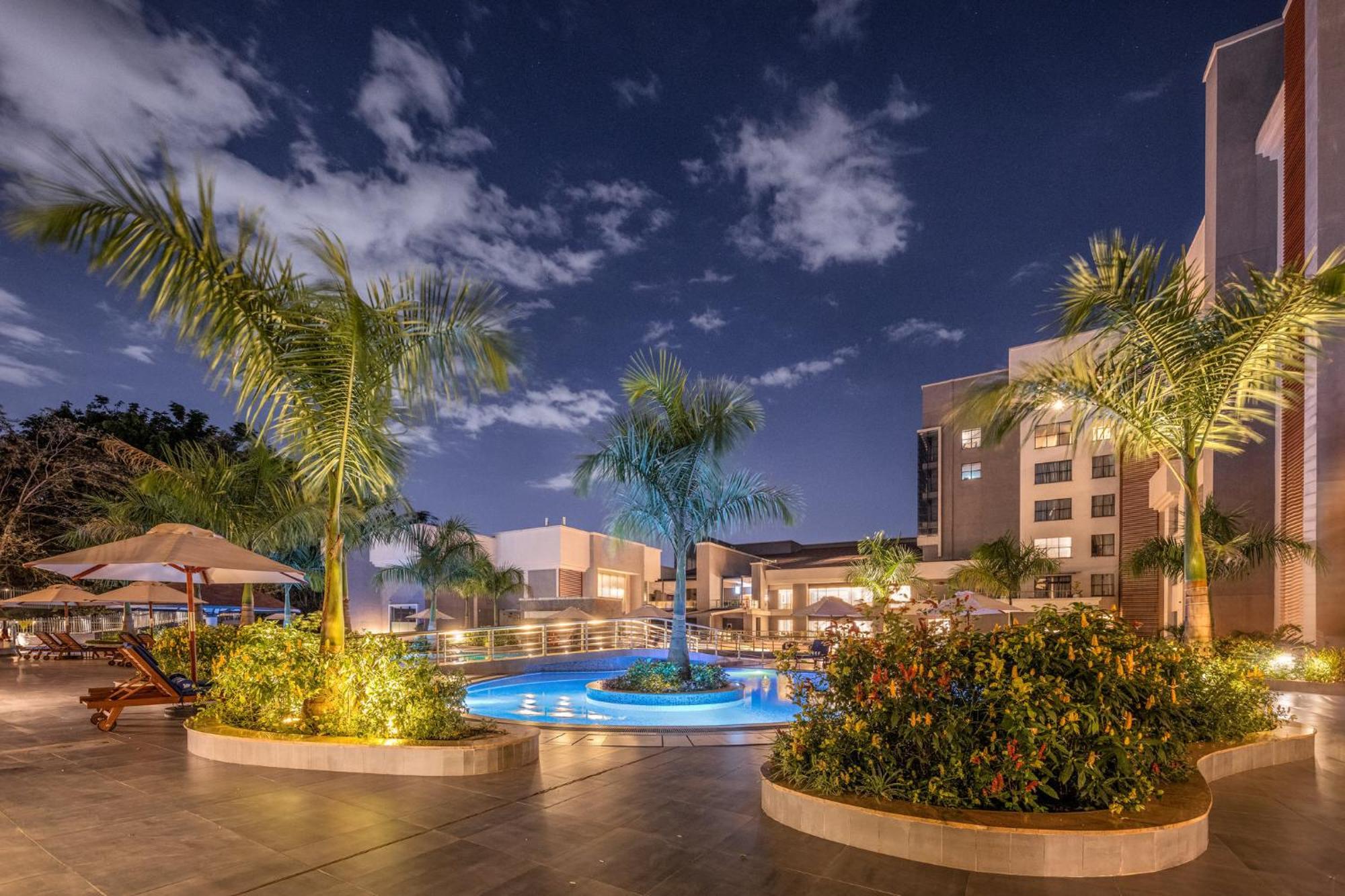 Glee Nairobi, A Preferred Lvx Hotel Gathanga Exteriör bild